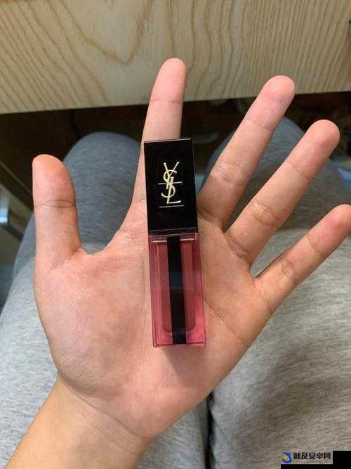 YSL 千人千色 AE86V9 内容质量堪忧令人失望